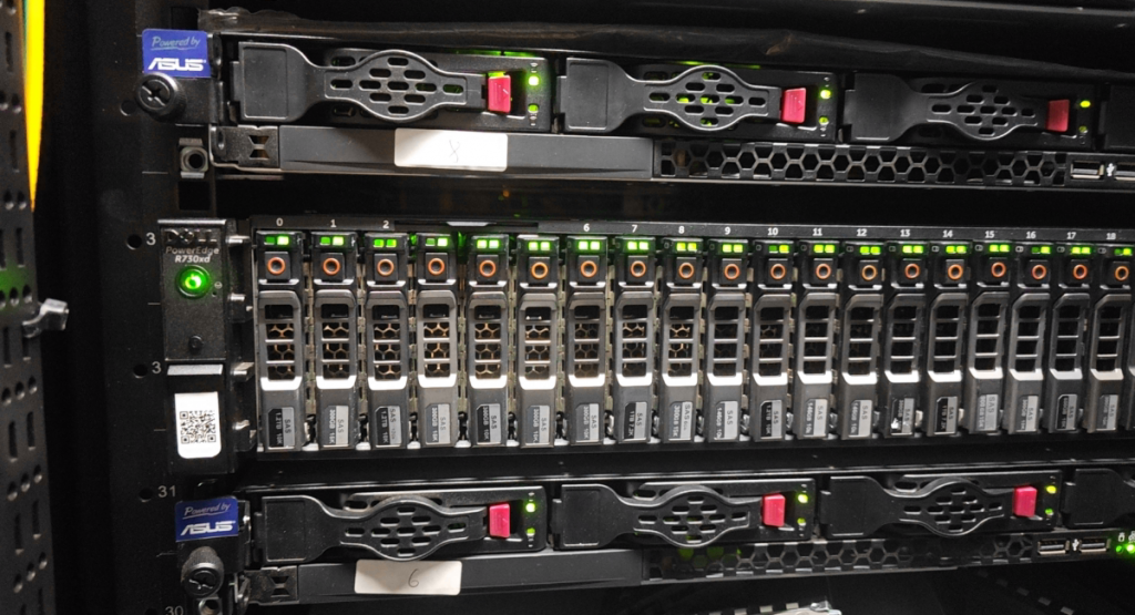 DELL R730xd 面板指示灯全亮黄色告警无法开机故障处置